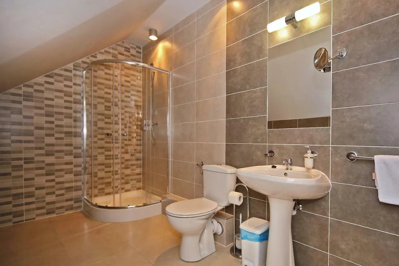 Varkapu Apartman إغير شقة